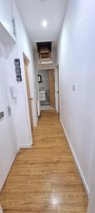 Luxurious Spacious 3 Bedroom - City Centre - Excellent Location - Five Star Amenities & Service * EDI